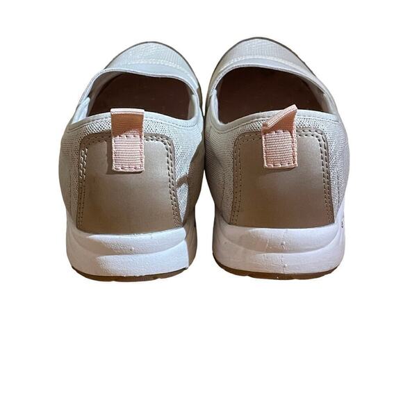 NEW! Easy Spirit Setwist 2 slip on fabric shoe. Comfort. Tan. Women's Size 10W - Picture 4 of 6